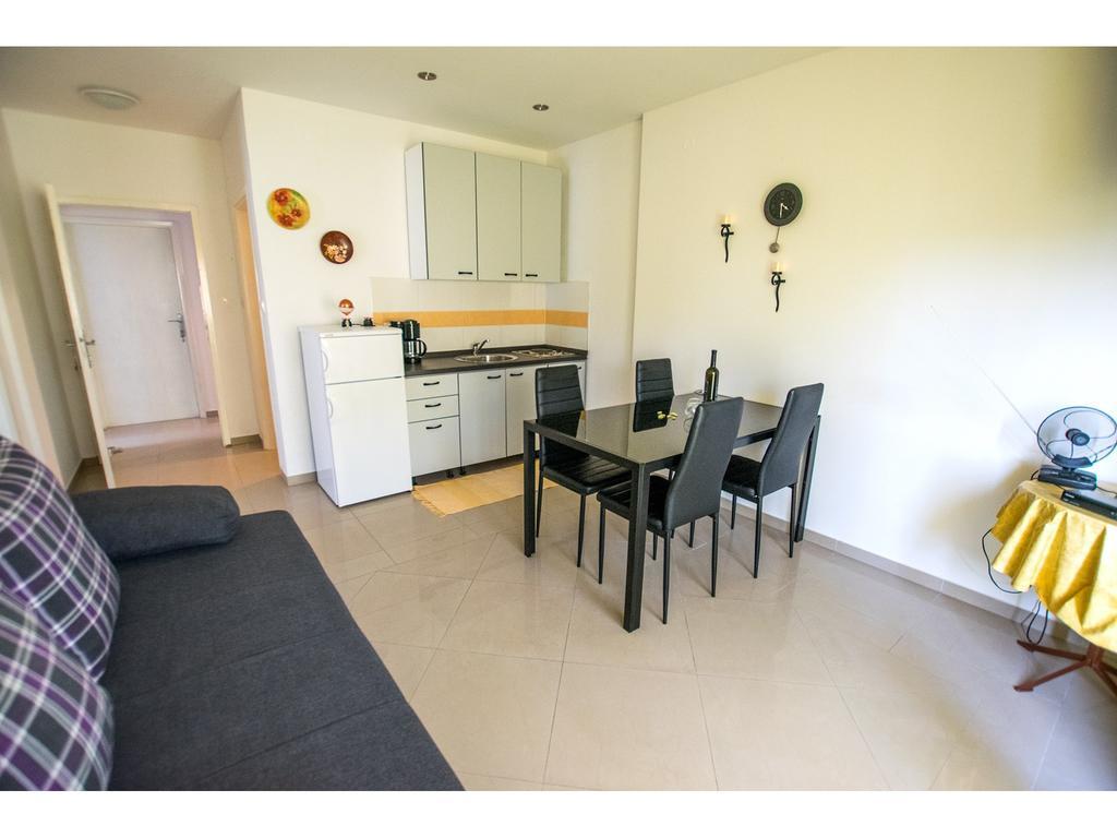 Apartments Troselj Стариград-Пакленица Екстериор снимка